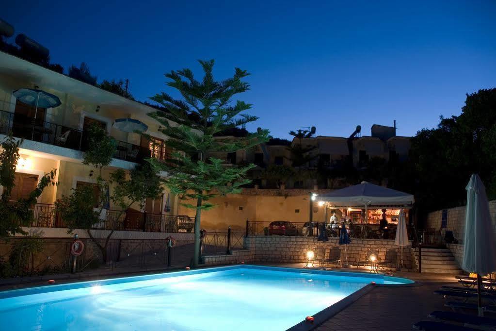 Bella Vista Hotel And Apartments Parga Buitenkant foto